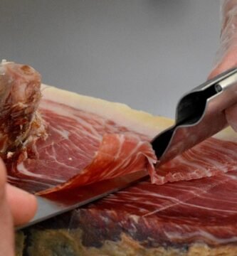 cómo cortar jamón ibérico en casa sin jamonero guía paso a paso